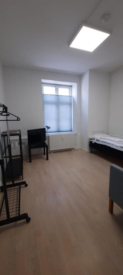 Private Room In A Shared Apartment Odense Esterno foto