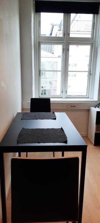 Private Room In A Shared Apartment Odense Esterno foto